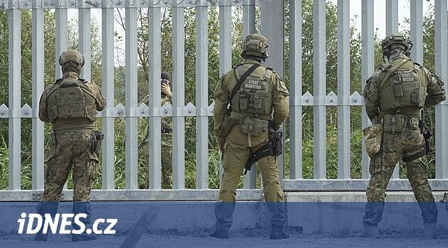 Polonya, askeri manevralar nedeniyle Belarus sınırını kapatıyor