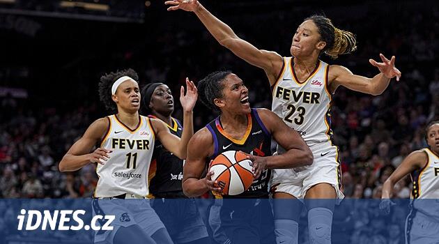 Alyssa Thomas, Clark'dan tekrar WNBA rekoru aldı