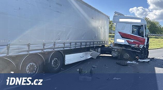 Polis, želice'de üç iş için trajik bir kazayı araştırıyor, sürücü kanda THC'ye sahipti