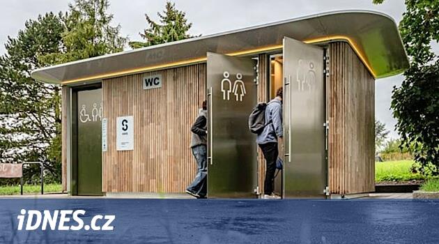 Almanya'da Mercedes'in umumi tuvaletleri var. Tıpkı bir aile evi gibi durdu