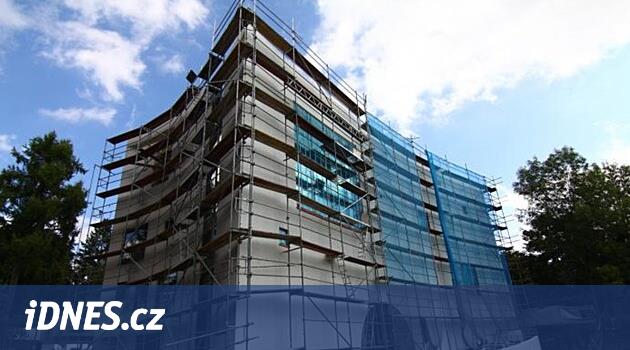 Turnov'daki kütüphanenin dış kısmında çalışmak kesinleşiyor