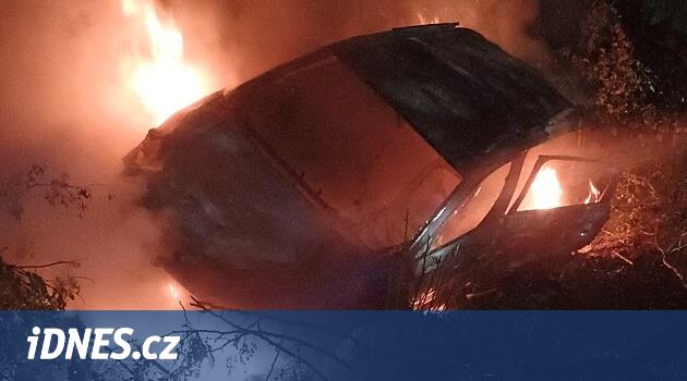 Sürücü Sedlec'te kazadan kurtulmadı. Yanan bir arabanın altında bulunan vücut