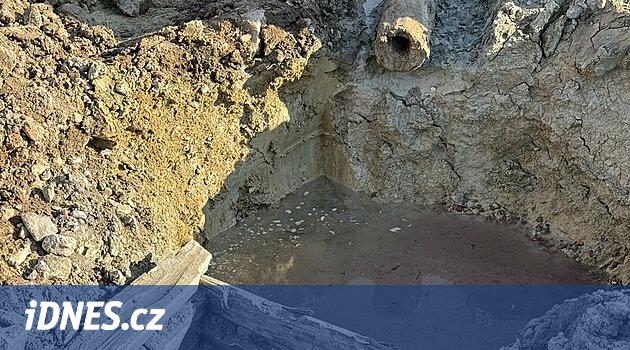 Brno yakınında benzersiz bulgu: Arkeologlar ahşap bir su temini keşfettiler
