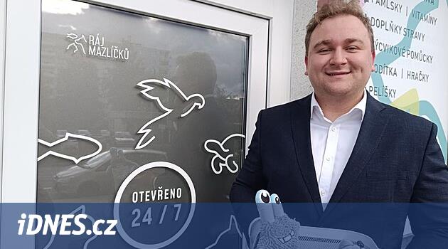 Bölgede açılan evcil hayvanlar için ilk hibrid mağazası