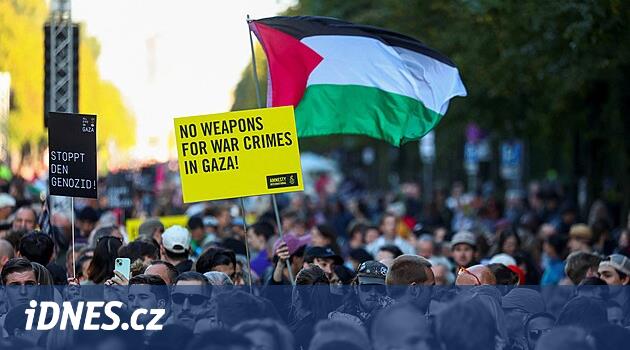 Izraelské politické vedení nařídilo armádě zastavit dobývání města Gaza