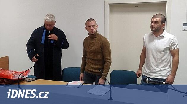 D5 otoyolundaki bir askıdan ateş etmek için Ukraynalılara koşullar verildi