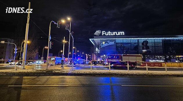 Hradec Králové'deki alışveriş merkezine saldıran saldırgan hapse girdi, 20 yıla kadar hapis cezasıyla karşı karşıya