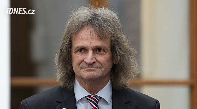 „Školství řídí nadnárodní elity.“ Ševčíkova akce ve Sněmovně kritizovala inkluzi