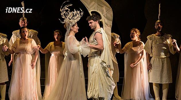 İNCELEME: Aztekler arasında Dido ve Aeneas. Barok opera sandviçe benzediğinde