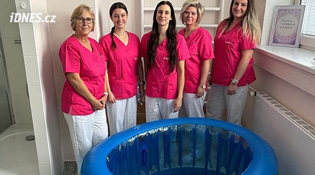 Přerov Kasım'daki anneler suda doğum yapabiliyor