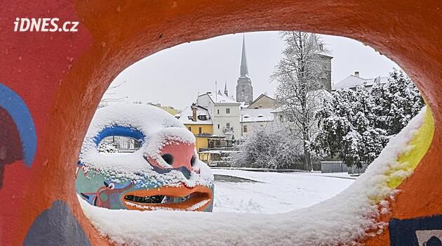 Pár dní jaro, pak prudká změna. Vrátí se zima a mráz