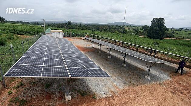 Jižní Korea se kvůli válce odklání od fosilních paliv. Investuje do solárů