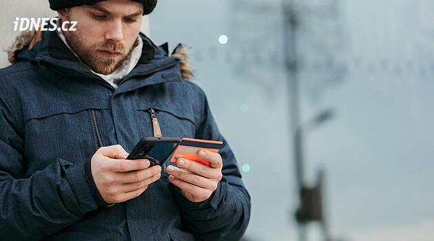 Necháváte si na mobilu pořád zapnutou WiFi? Riskujete útok i rychlé vybití