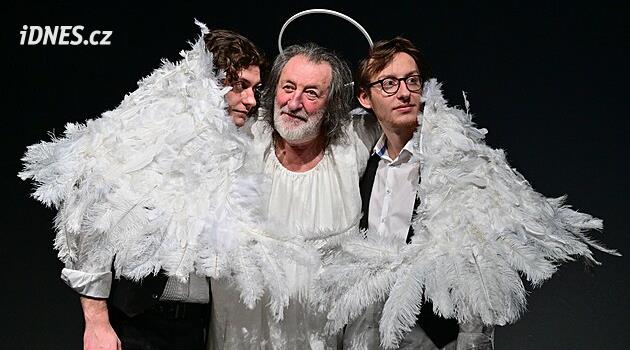 Brněnské Divadlo Bolka Polívky zahraje v Praze. Uvede novinku Anděl v lihu