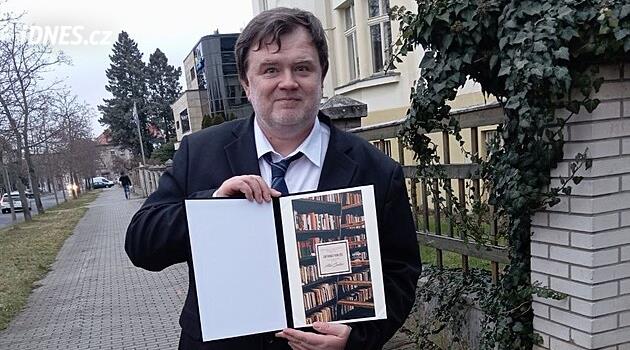 Aleš Česal gizemleri ve sırları onlarca kitaba dönüştürdü