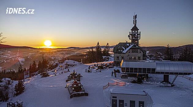 Kam jet v Česku na hory? Propojené lyžařské areály nabízejí mnohem více pohodlí