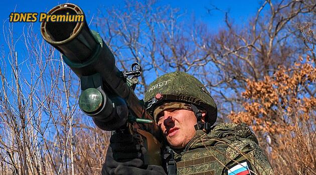 Víc úmrtí než posil. Rusko kupí ztráty, analytik varuje před drastickým vývojem