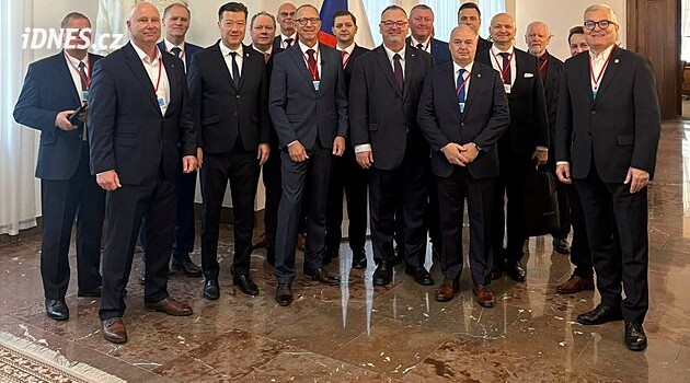 Okamura přijal zástupce AfD. Musíme si vyměňovat informace, pochvaloval si