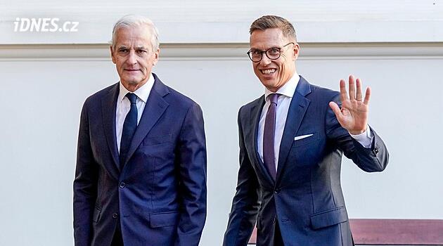 Finský prezident Stubb a norský premiér Störe mluvili s Putinem o válce na Ukrajině