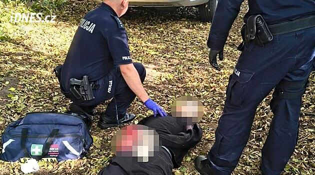 Žák na střední škole v Polsku zaútočil nožem a zranil devět lidí. V batohu měl výbušninu