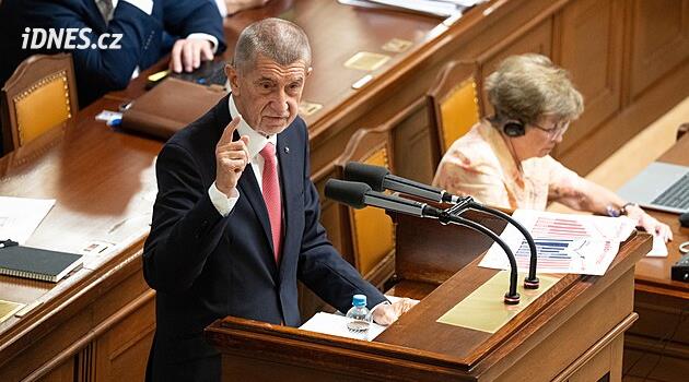 Nejsou to dárečky, jsou to investice, hájil Babiš schodek 386 miliard korun. Slíbil zásah u hypoték