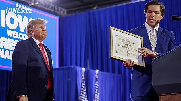 Trump od republikánů obdržel další vymyšlené ocenění