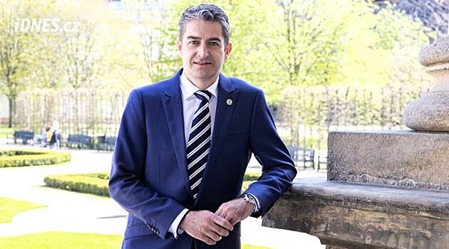 Výsledky senátních voleb 2026: Lékař Trešl obhájil post, soka z ANO výrazně porazil