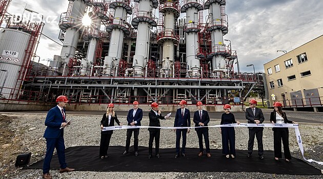 Ústecká Spolchemie rozjela novou výrobu, technologie vznikala roky a stála miliardy
