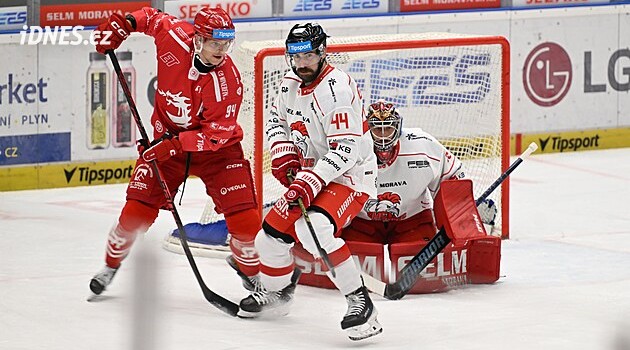 Hokejová extraliga: Třinec stanovil nový rekord, Pardubice porazily Spartu