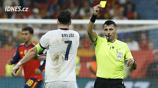 Krejčí nadával, Denia se divil. Ale experti se shodli: Druhý český gól správně neplatil