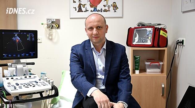 Zemřel dětský kardiolog Peter Kubuš, dlouholetý primář v pražském Motole