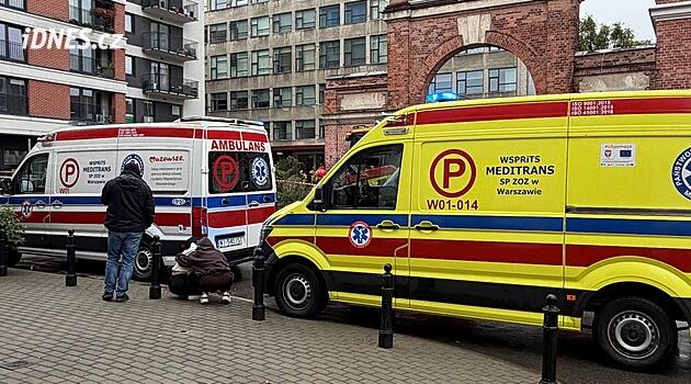 Polskem otřásl třetí školní incident za týden. Žena útočila ostrým předmětem