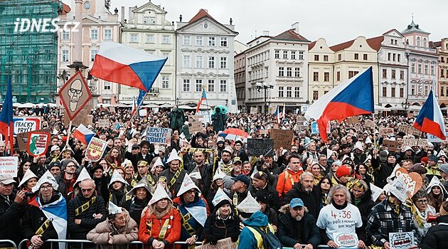 Ombudsman má obavy z rušení poplatků. Bojí se, jak to dopadne na dětskou tvorbu