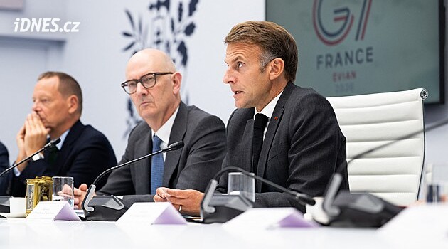 Macronova francouzská revoluce končí. Země se potýká s dluhy i slabým růstem