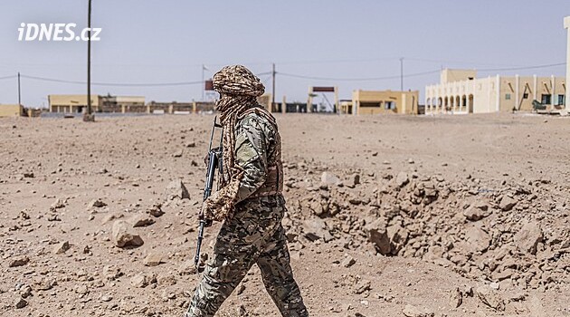 Válka ve žhavých píscích. Tuaregové s Kyjevem v zádech v Sahelu zatápějí Rusům