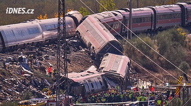 Vlakové neštěstí ve Španělsku vyvolává otázky. Stalo se jen den před stávkou