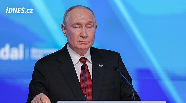 Ukrajině se s údery daří, připustil Putin. Nevyloučil použití jaderných zbraní