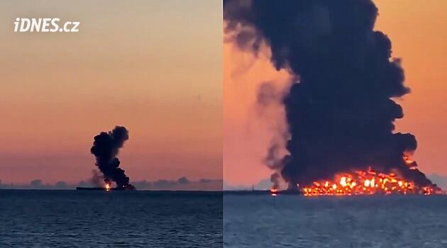 U ruského Soči hoří ropný tanker, oblohu zahalil mohutný kouř