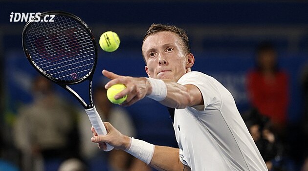 Forma z Davis Cupu, nový kouč a drtivý servis. Zdolá rozjetý Lehečka i Alcaraze?
