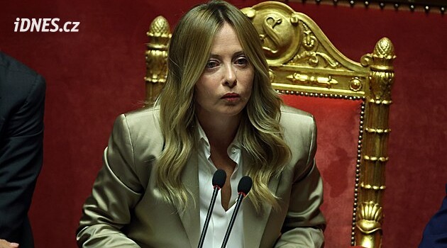 Meloniová kritizuje Trumpa: Na Ukrajinu padají bomby a vy kvůli naftě dáváte Rusku legitimitu