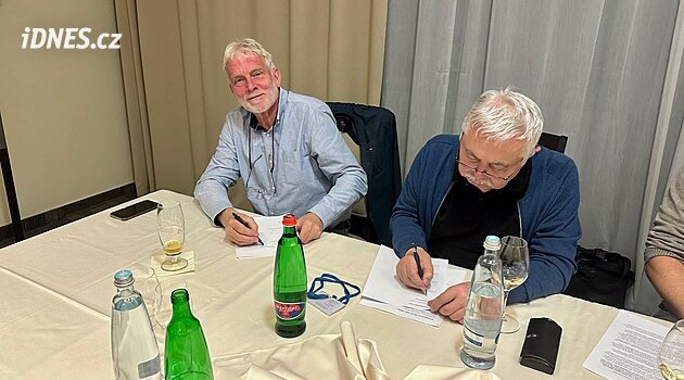 Třicet dva let a nekončí. Starostou Hluboké nad Vltavou nadále zůstává Tomáš Jirsa