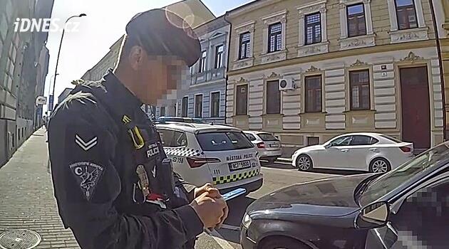 Zdrogovaná řidička vjela do jednosměrky z opačné strany, vezla nezletilou dceru
