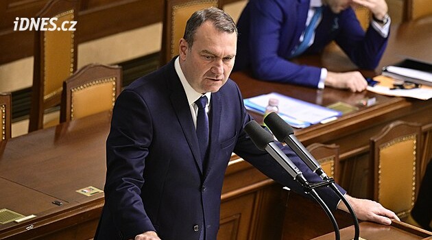 Fiala vysvětlil překvapivé hlasování o ČT a ČRo. Podle něj se dohodli ve čtvrtek