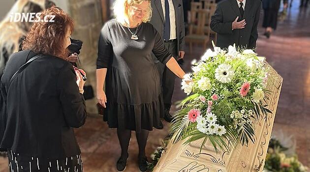 Pohřeb může být krásný, i když při něm pláčeme, říká obřadnice a pořadatelka Smrt festivalu