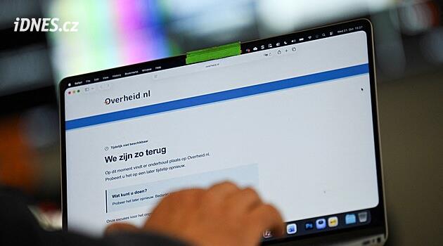 Internet čekají krušné hodiny. Chyba už nutí vlády odstavit webové stránky