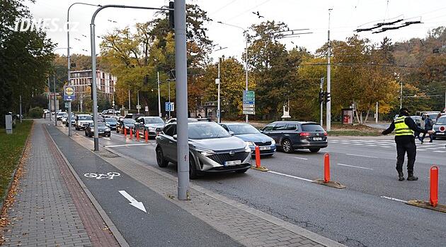 Kolony kvůli uzavírce tunelů v Brně dál trvají, od středy se chystají další opatření