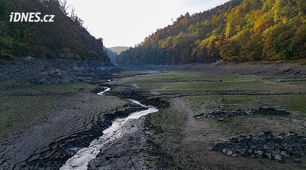 Vranov Reservoir Water Level Drops by Over Ten Meters