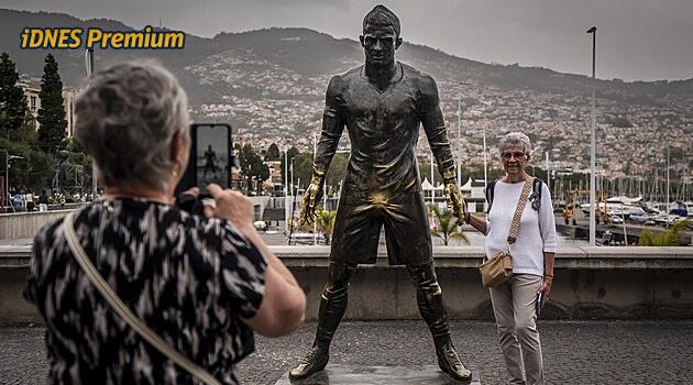 Místo, kde je Ronaldo bohem. Na Madeiře nedají na svého rodáka dopustit, má tu i muzeum