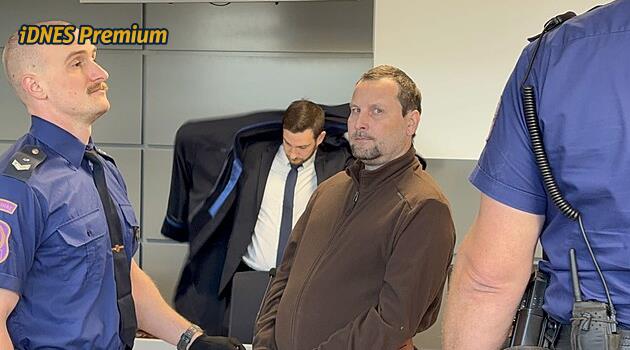 Psal o fridexu pro kočky. U soudu s travičem z Olomoucka zazněly úryvky komunikace
