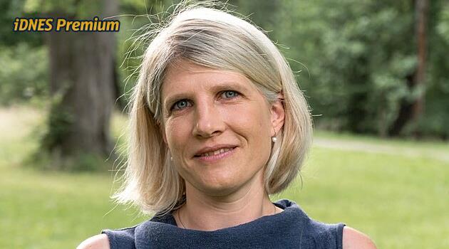 Dcery Josefa Luxe v politice: Marie Kršková je poslankyní, Anežka Pavlišová starostkou Chocně